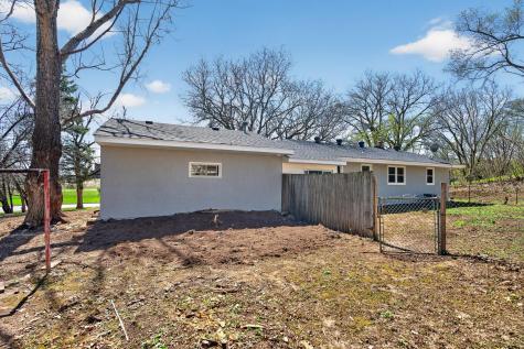 31 Demont Avenue E Little Canada MN 55117