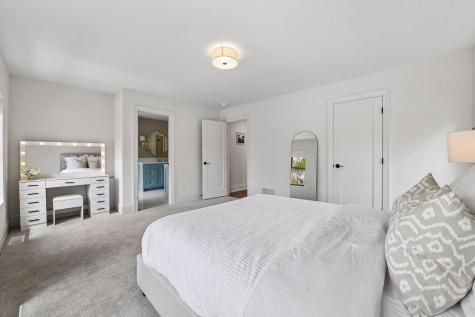 5925 Chowen Avenue S Edina MN 55410