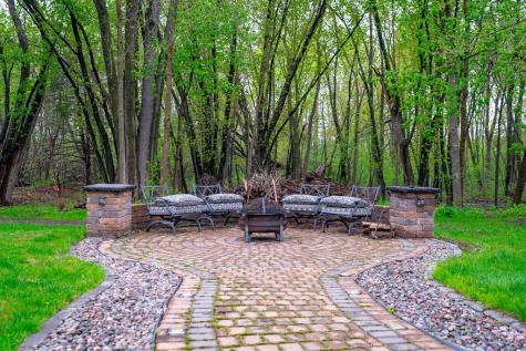 38177 Twin Oaks Drive Avon MN 56310