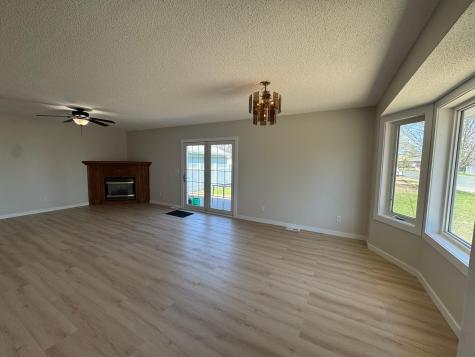 540 E 2nd Street Waconia MN 55387