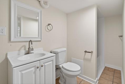 1627 Thomas Avenue N Minneapolis MN 55411