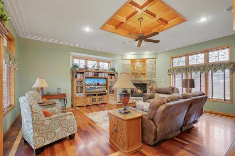 2014 Blue Jay Street Shakopee MN 55379