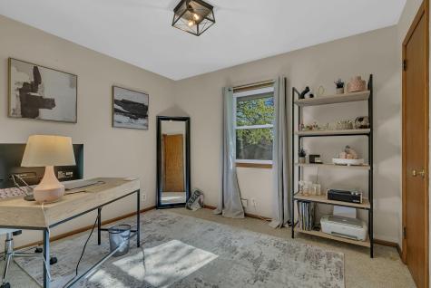 709 S Miller Avenue Litchfield MN 55355