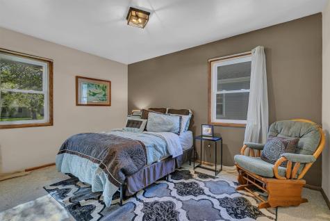 709 S Miller Avenue Litchfield MN 55355