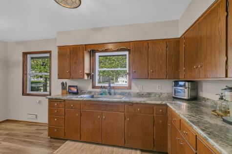 709 S Miller Avenue Litchfield MN 55355