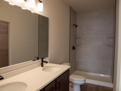 7361 26 Street S Fargo ND 58104