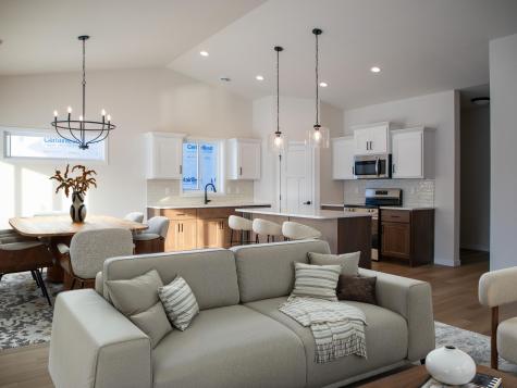 7361 26 Street S Fargo ND 58104