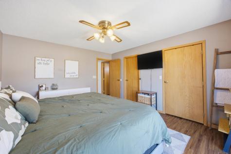1412 14 1/2 Avenue E West Fargo ND 58078
