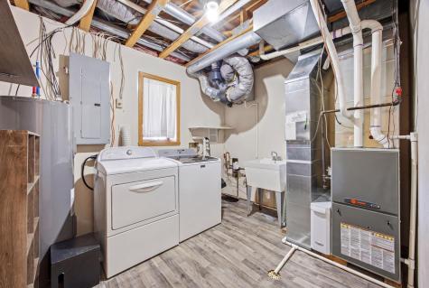 1412 14 1/2 Avenue E West Fargo ND 58078