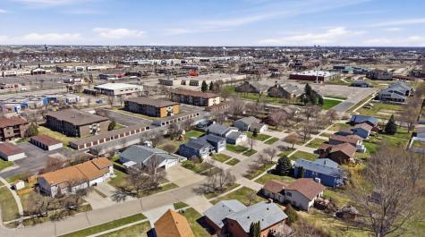 1412 14 1/2 Avenue E West Fargo ND 58078