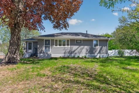 5932 Perry Avenue N Crystal MN 55429