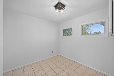5932 Perry Avenue N Crystal MN 55429