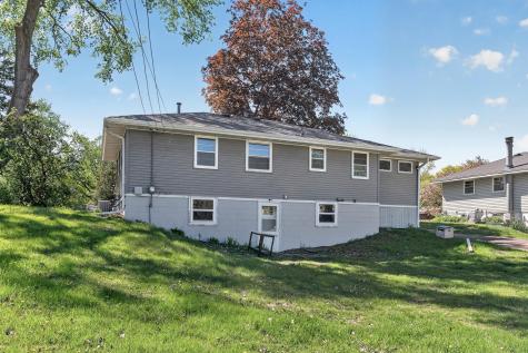 5932 Perry Avenue N Crystal MN 55429