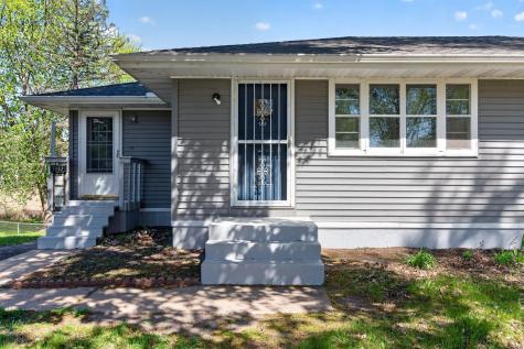5932 Perry Avenue N Crystal MN 55429