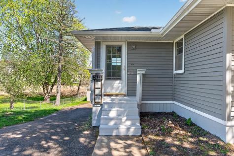 5932 Perry Avenue N Crystal MN 55429
