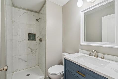 1880 Desoto Street N Maplewood MN 55117