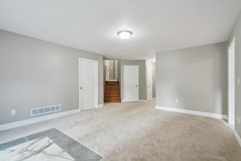 1880 Desoto Street N Maplewood MN 55117