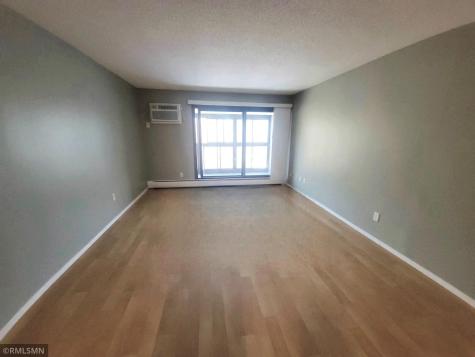 1871 Silver Bell Road Eagan MN 55122
