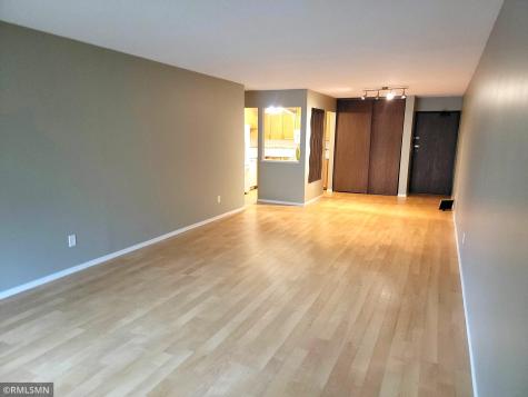 1871 Silver Bell Road Eagan MN 55122