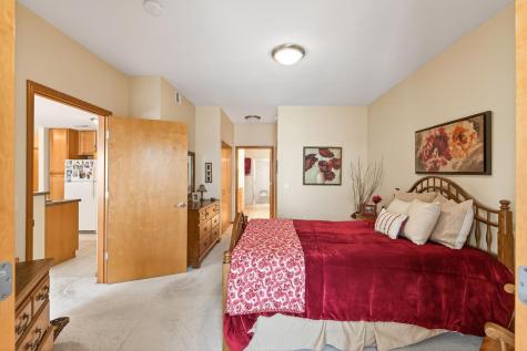 2540 38th Avenue NE Saint Anthony MN 55421