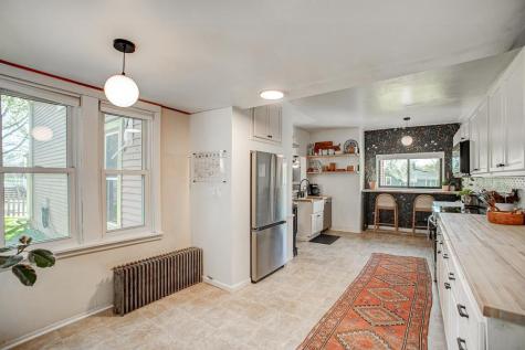 906 4th Street N Stillwater MN 55082