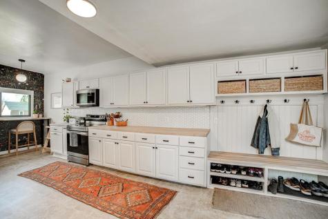 906 4th Street N Stillwater MN 55082