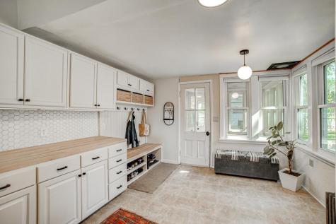 906 4th Street N Stillwater MN 55082