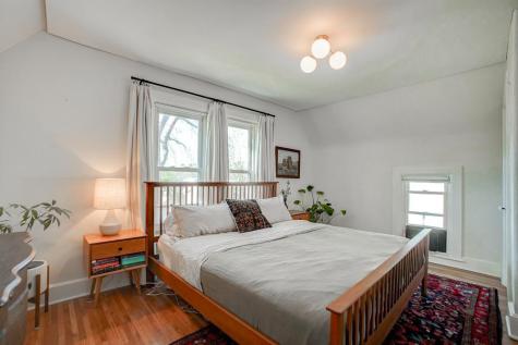 906 4th Street N Stillwater MN 55082