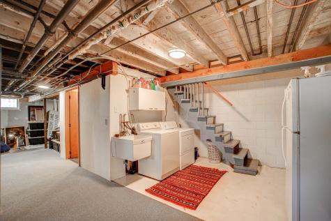 906 4th Street N Stillwater MN 55082