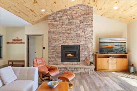4238 Thunder Lake Lodge Drive NE Remer MN 56672