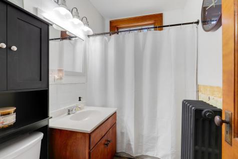 360 Mcgrann Street Green Isle MN 55338