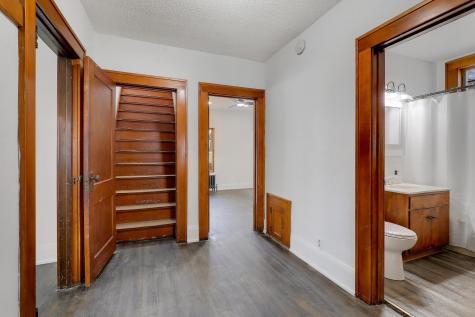 360 Mcgrann Street Green Isle MN 55338