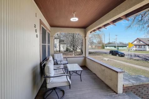 360 Mcgrann Street Green Isle MN 55338