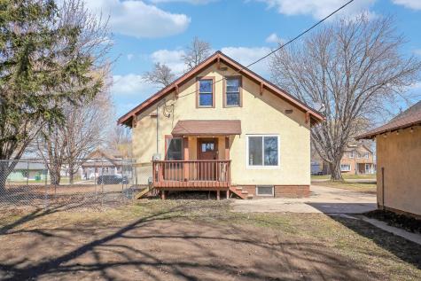 360 Mcgrann Street Green Isle MN 55338