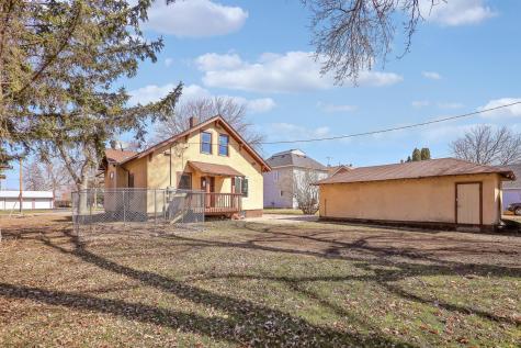 360 Mcgrann Street Green Isle MN 55338