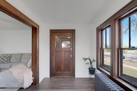 360 Mcgrann Street Green Isle MN 55338
