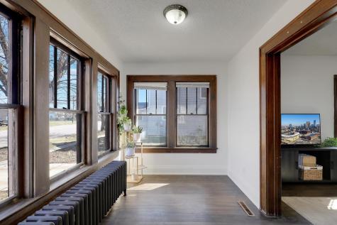 360 Mcgrann Street Green Isle MN 55338