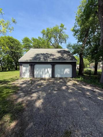 1514 Trott Avenue SW Willmar MN 56201
