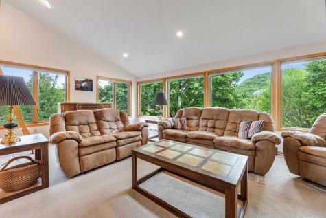 718 Spring Brook Drive Winona MN 55987