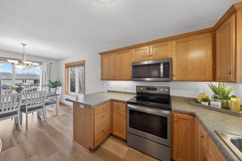607 12th Avenue NE Stewartville MN 55976
