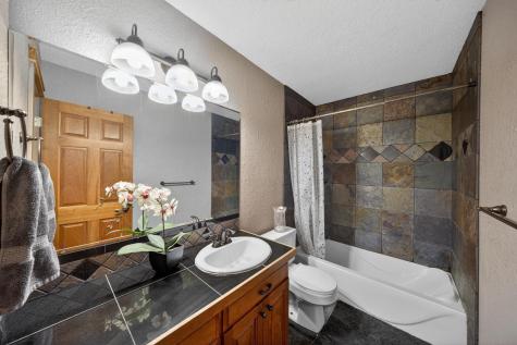 607 12th Avenue NE Stewartville MN 55976