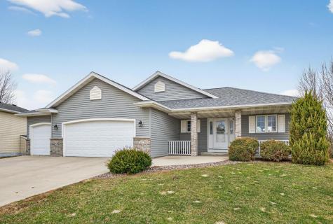 607 12th Avenue NE Stewartville MN 55976