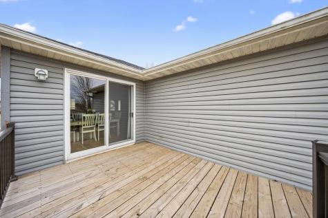 607 12th Avenue NE Stewartville MN 55976