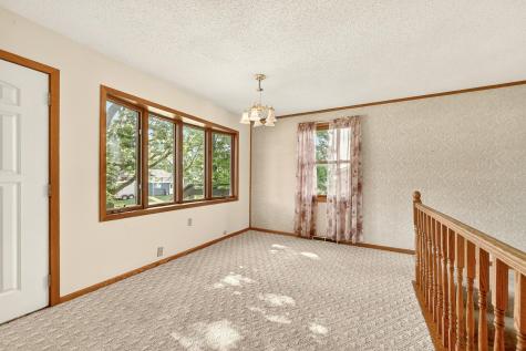 105 6th Avenue NW Dodge Center MN 55927