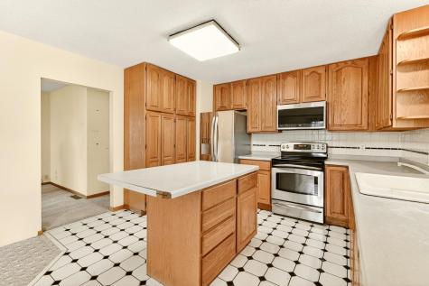 105 6th Avenue NW Dodge Center MN 55927