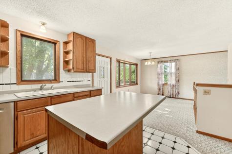 105 6th Avenue NW Dodge Center MN 55927