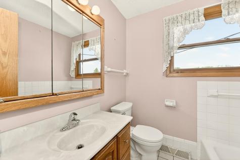105 6th Avenue NW Dodge Center MN 55927