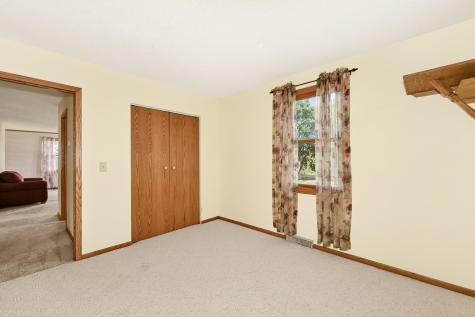 105 6th Avenue NW Dodge Center MN 55927