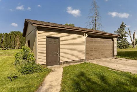 105 6th Avenue NW Dodge Center MN 55927