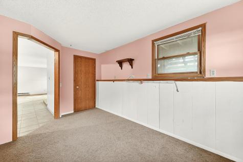 105 6th Avenue NW Dodge Center MN 55927